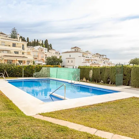 Apartment Two Bed Near Burriana Nerja
